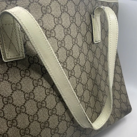 Gucci Carryall Bag - Picture 13 of 16